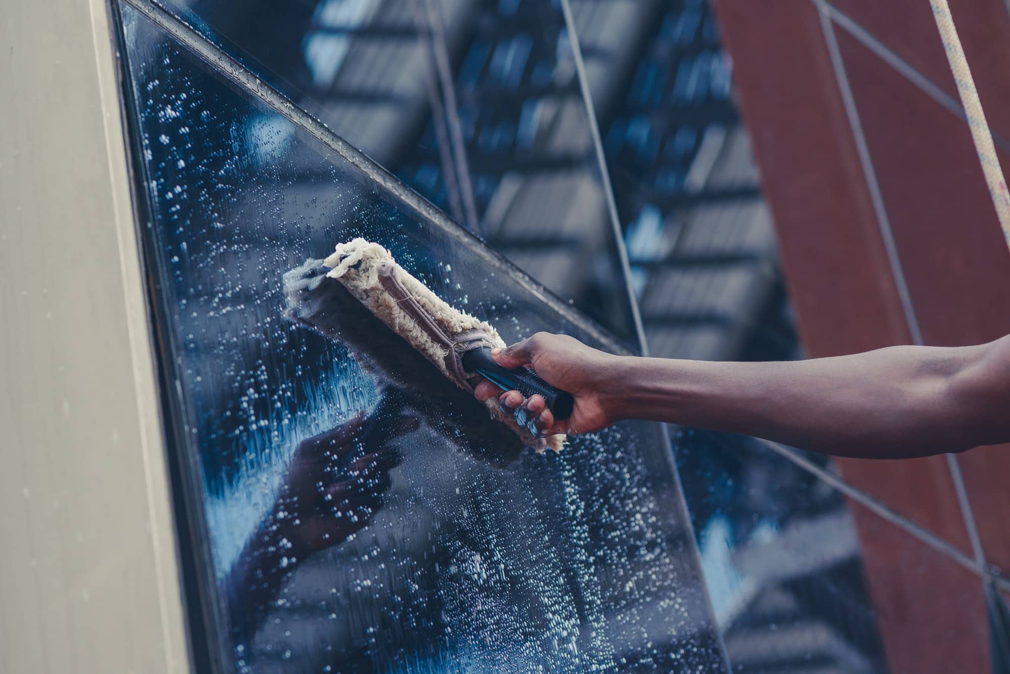commercial window cleaning leeds